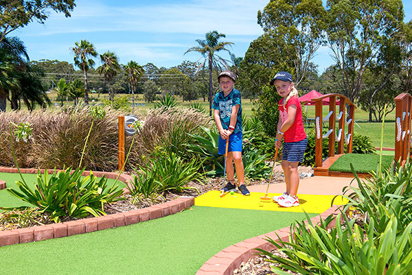 mini-golf-port-macquarie-5 mini-golf-port-macquarie-5